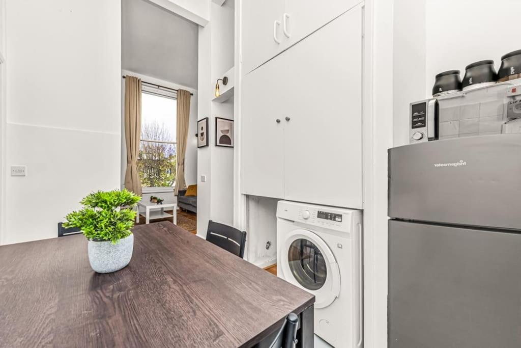 Апартаменти Deluxe Flat On Kentish Town Лондон Екстер'єр фото