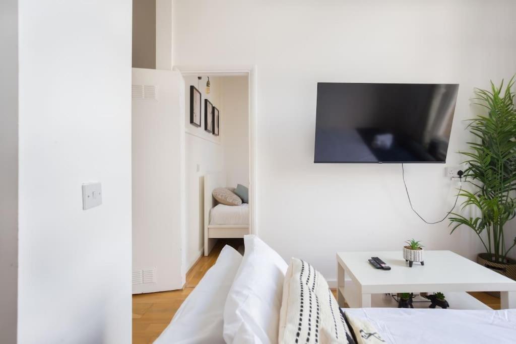 Апартаменти Deluxe Flat On Kentish Town Лондон Екстер'єр фото