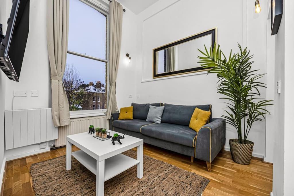 Апартаменти Deluxe Flat On Kentish Town Лондон Екстер'єр фото